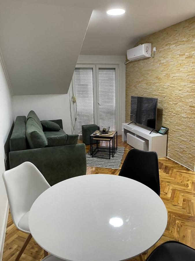 Appartamento Stan Centar Ns Novi Sad Esterno foto